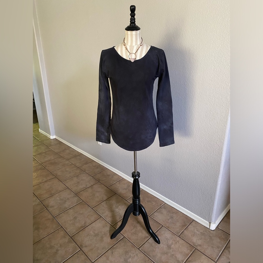 Long sleeve top